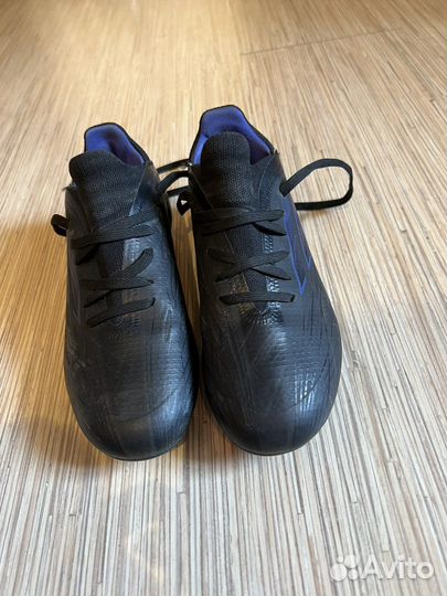 Футбольные бутсы adidas 32