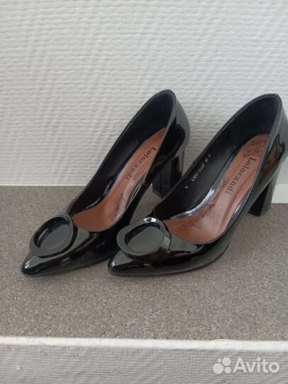 Женские туфли