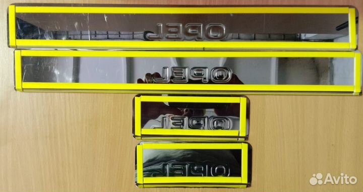 Накладки на пороги Opel Astra 2013 (нержавейка)