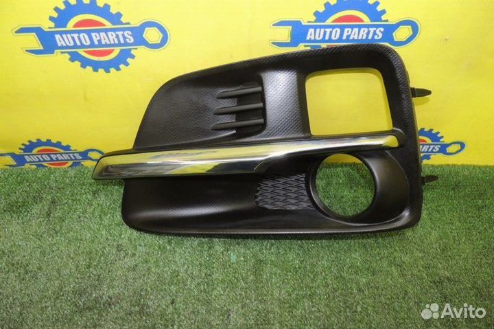 Ободок туманки левый Subaru Levorg VM4