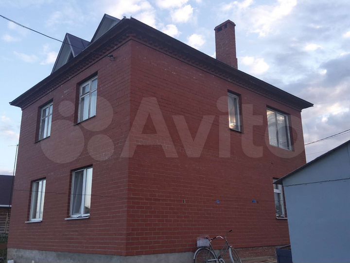 Дом 100 м² на участке 21 сот.