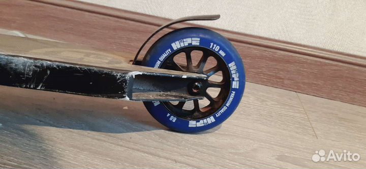 Трюковой самокат hipe