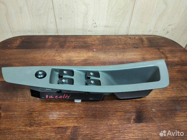 Блок управления стеклоподъемниками Chevrolet