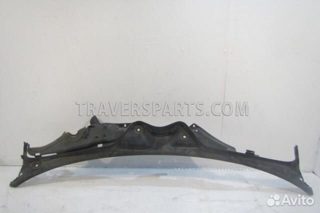 Водосток лобового стекла (жабо)