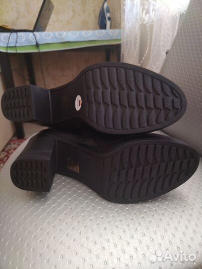 Сапоги женские