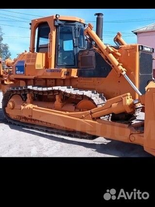 Машинист бульдозера Komatsu d155