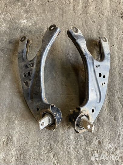 Рычаги задние продольные Lexus RX350