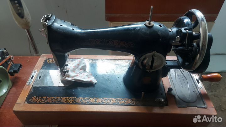 Швейная машинка бу ручная