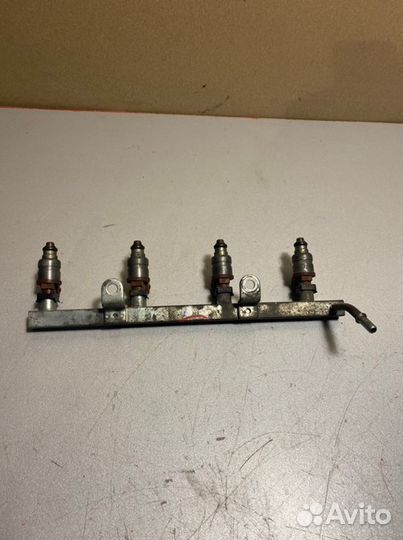 Топливная рампа Chevrolet Lacetti F16D3 2011