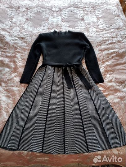 Платье женское теплое, размер 46 48