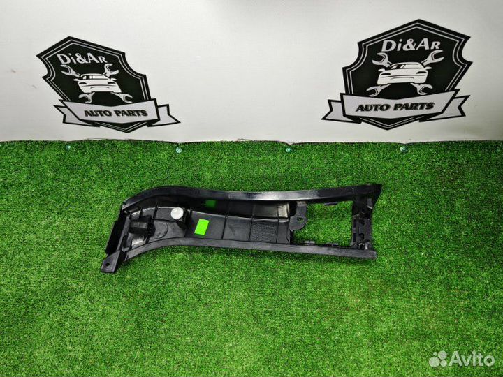 Накладка проема багажника задняя левая Bmw X5 F15