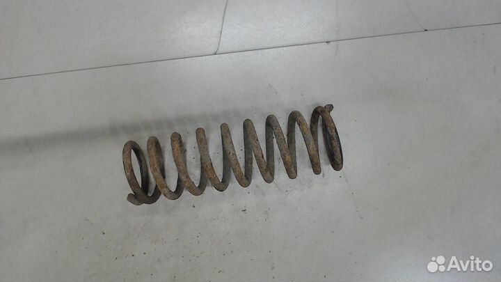 Пружина подвески Jeep Grand Cherokee, 2005