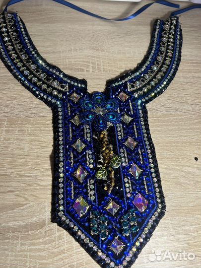 Изю. Народное Стилизованное Украшение, Нагрудник