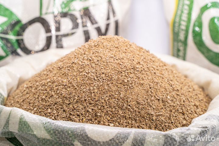 Комбикорм для кур, свиней, коров, кроликов, овец