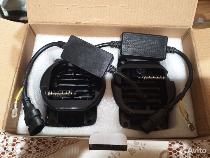 Противотуманные фары20w на Весту