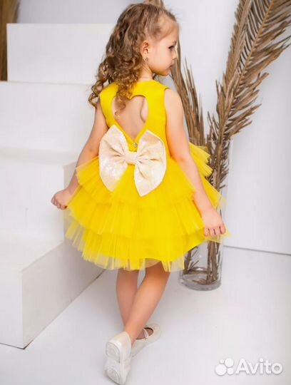 Нарядное платье для девочки р. 116