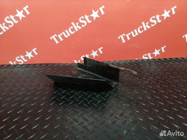 Кожух защитный кпп Daf XF106