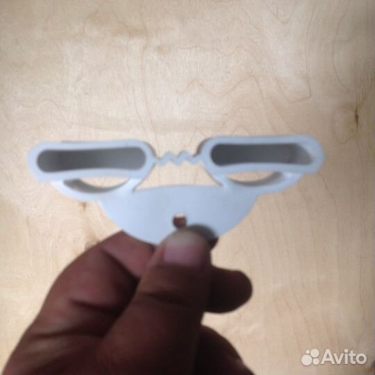 Латодержатель