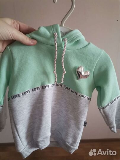 Костюм спортивный на девочку