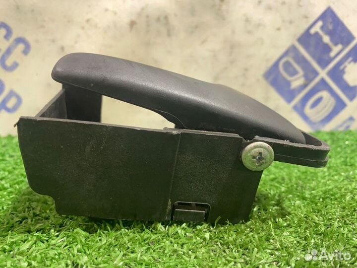 Ручка двери внутренняя задняя правая Volkswagen