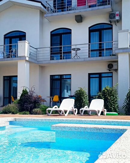 Горничная с проживанием на море