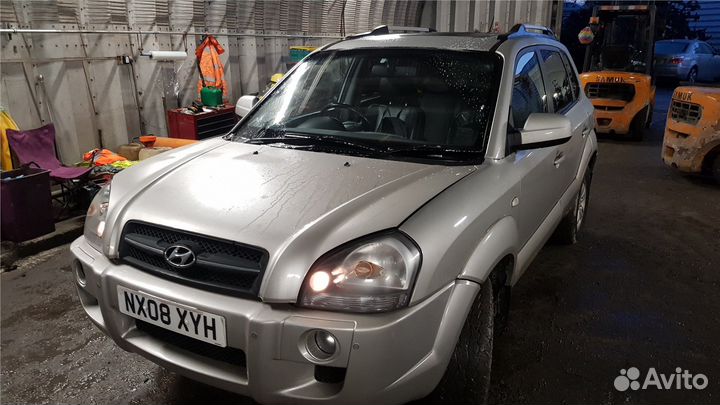 Разбор на запчасти Hyundai Tucson 1