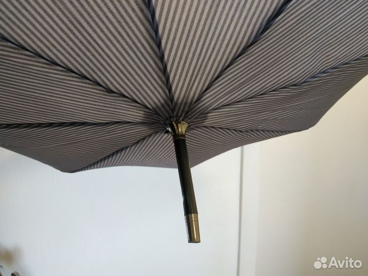 Зонт-трость полуавтомат с деревянной ручкой 105 см