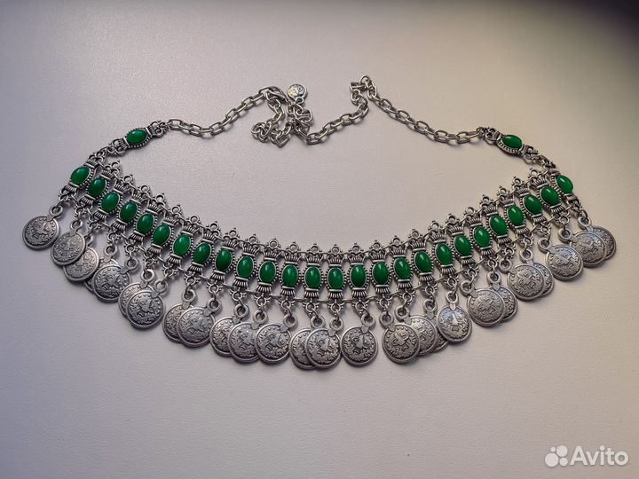 Диадема тика на голову браслеты кофры бусы