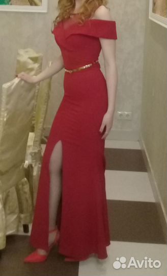 Вечернее платье в пол 42