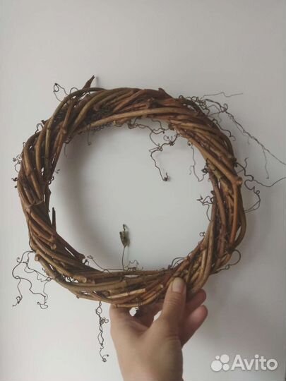 Основа из виноградной лозы для венка