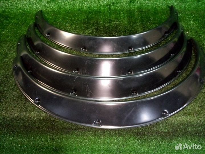 Арки фендеры универсальные р50