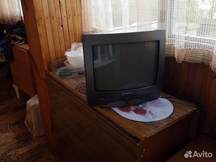 Телевизор бу, торг уместен