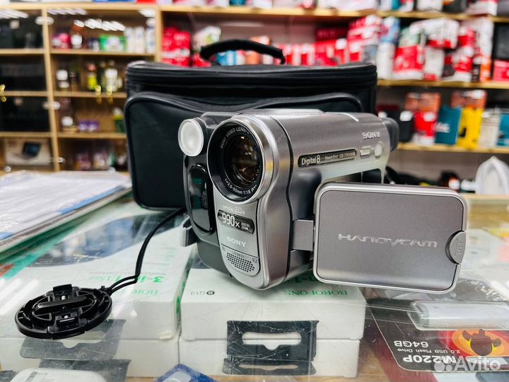 Видеокамера Sony Handycam Digital 8 Полный комплек