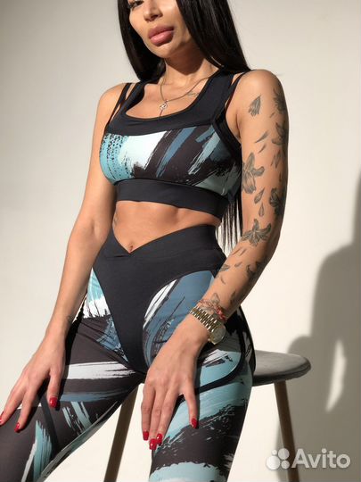 Костюм для тренировок