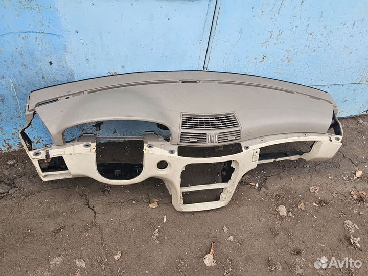 Торпеда салона на Mercedes S 220