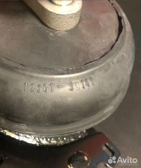 Подушка двигателя передняя Toyota Prado 150