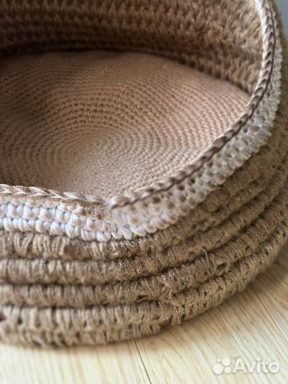 Лежанка для кошек