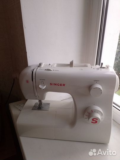 Швейная машинка singer tradition 2250