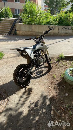 Питбайк 125 полуавтомат