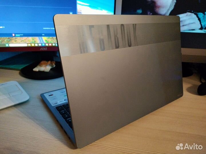 Ноутбук tecno megabook t1