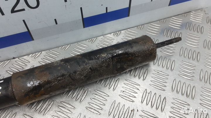 Амортизатор задний Mitsubishi Pajero (2006–2011)