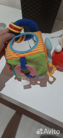 Развивающие игрушки для малышей