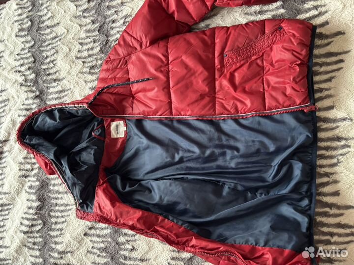 Куртку демисезонная