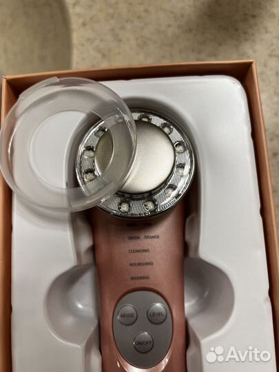 Прибор для омоложения и чистки лица