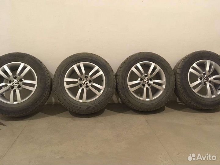 Комплект оригинальных дисков на VW Tiguan