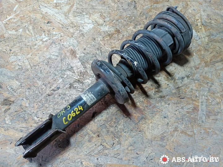 Стойка амортизатора передняя Opel Corsa A 1988