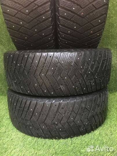 Goodyear UltraGrip Ice Arctic SUV 225/55 R18 102T