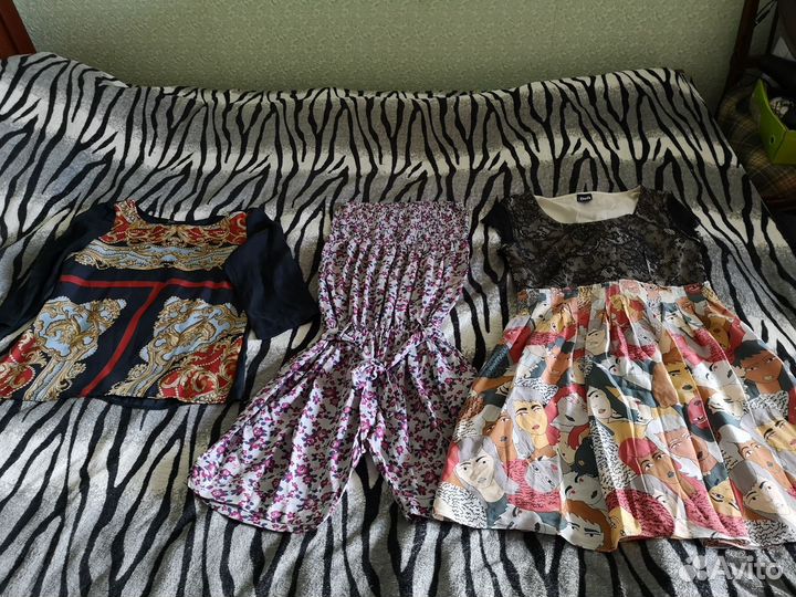 Два больших пакета женских вещей 42 44