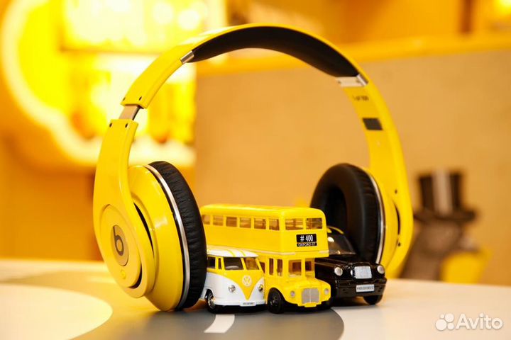 Наушники Beats Mixr от известного ди-джея