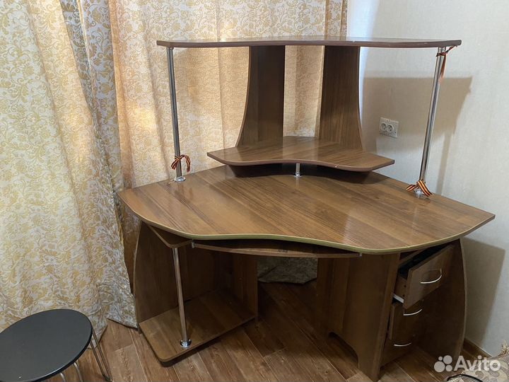Компьютерный стол бу